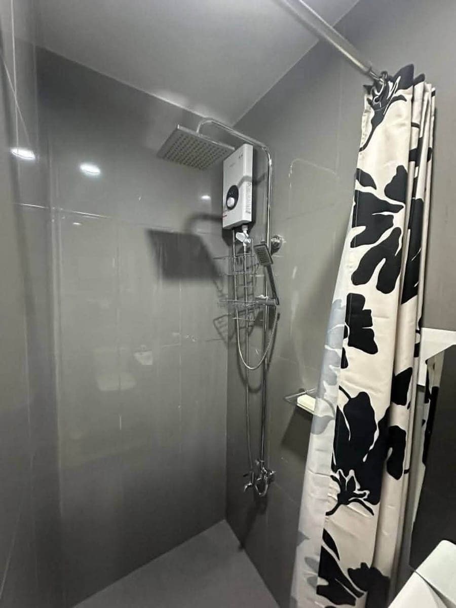 FOR RENT: AIR Residences (Makati) - photo 3