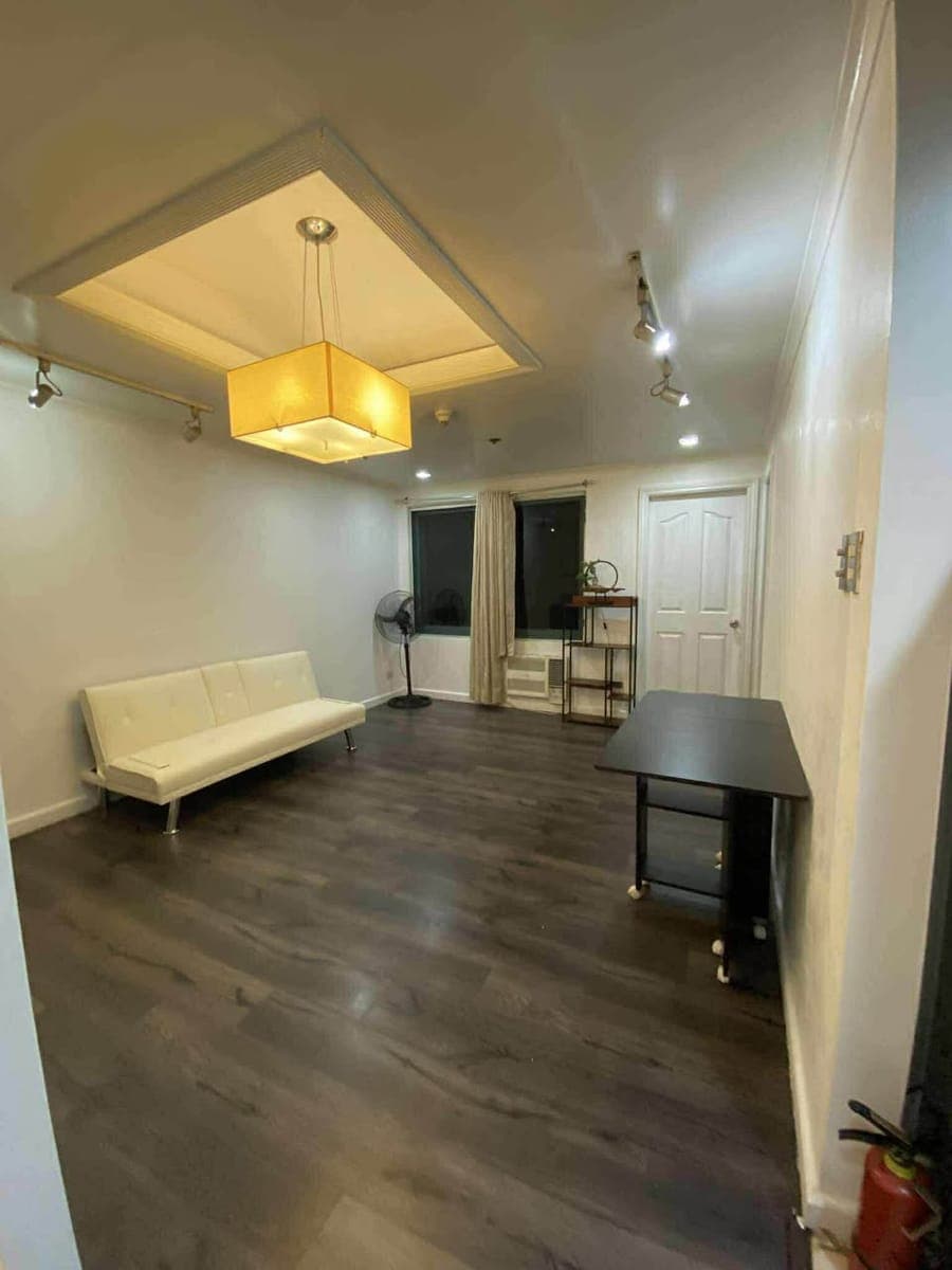 FOR RENT: West of Ayala Makati - photo 3