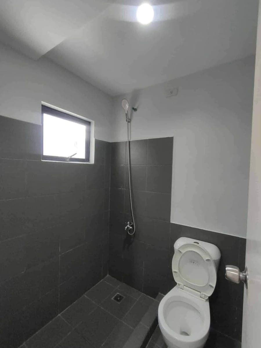 FOR RENT . - photo 2