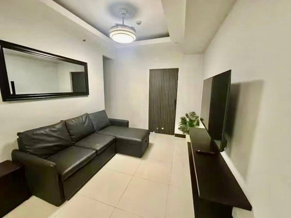 FOR RENT: ₱25,000/month. | Inclusive dues & water bills - photo 2