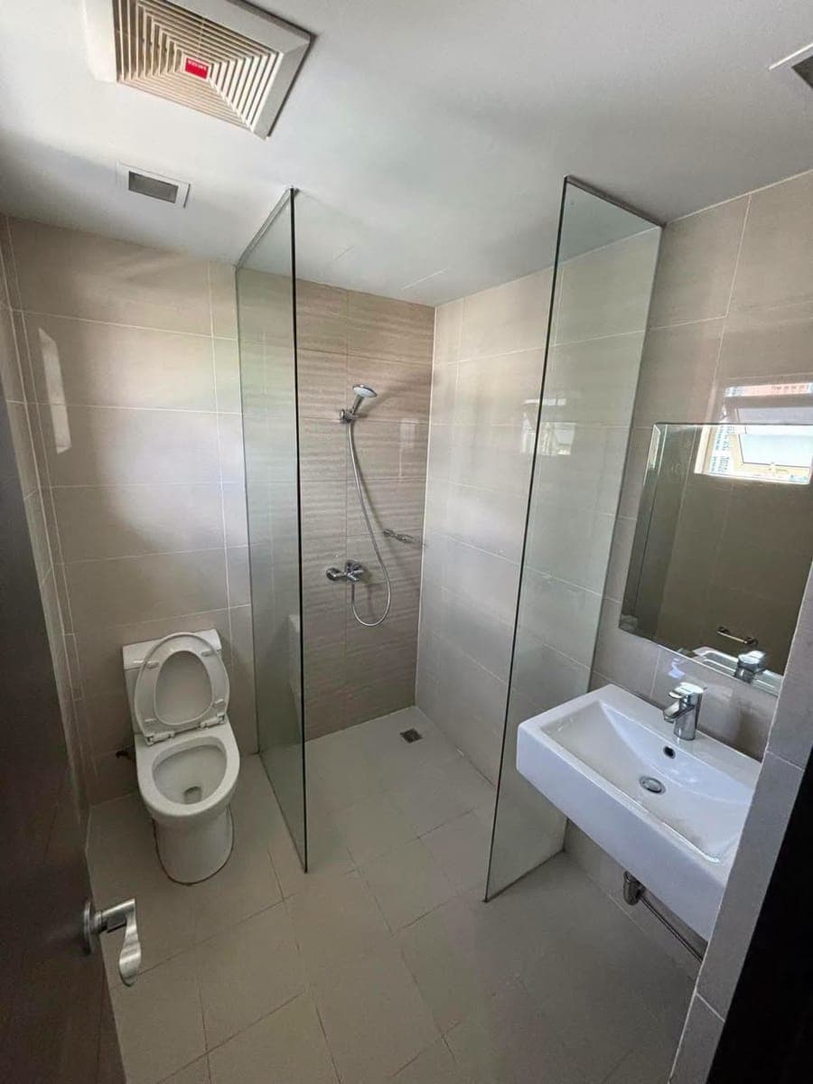 FOR LEASE - photo 3