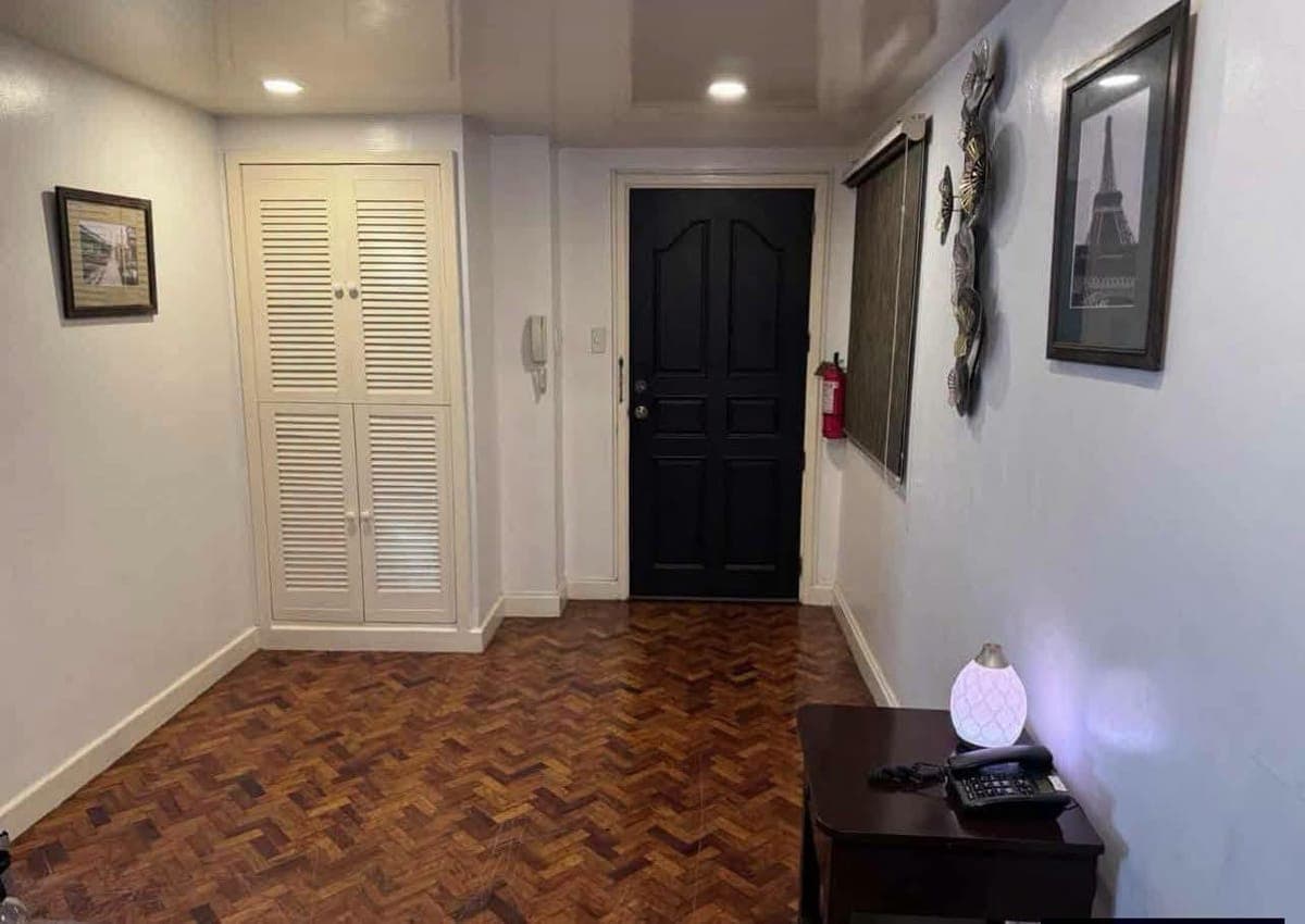For Rent 2Br in LPL Manor - photo 3