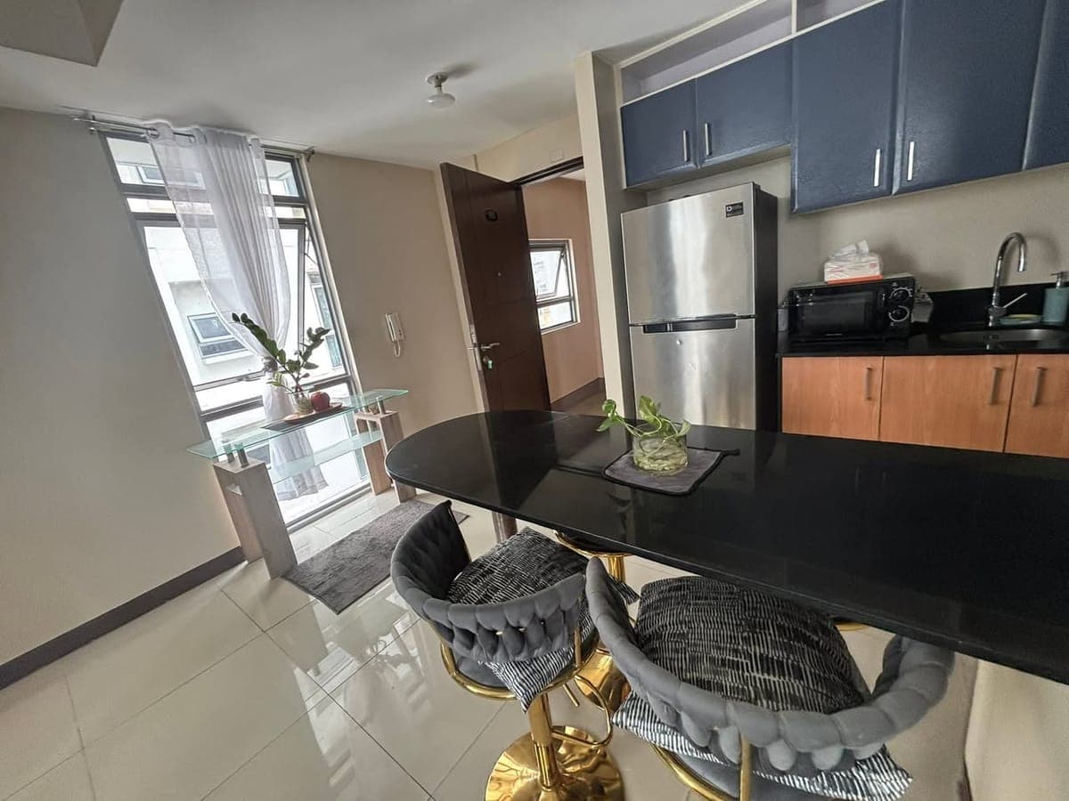 For Rent 2Br with balcony plus maids room - photo 4