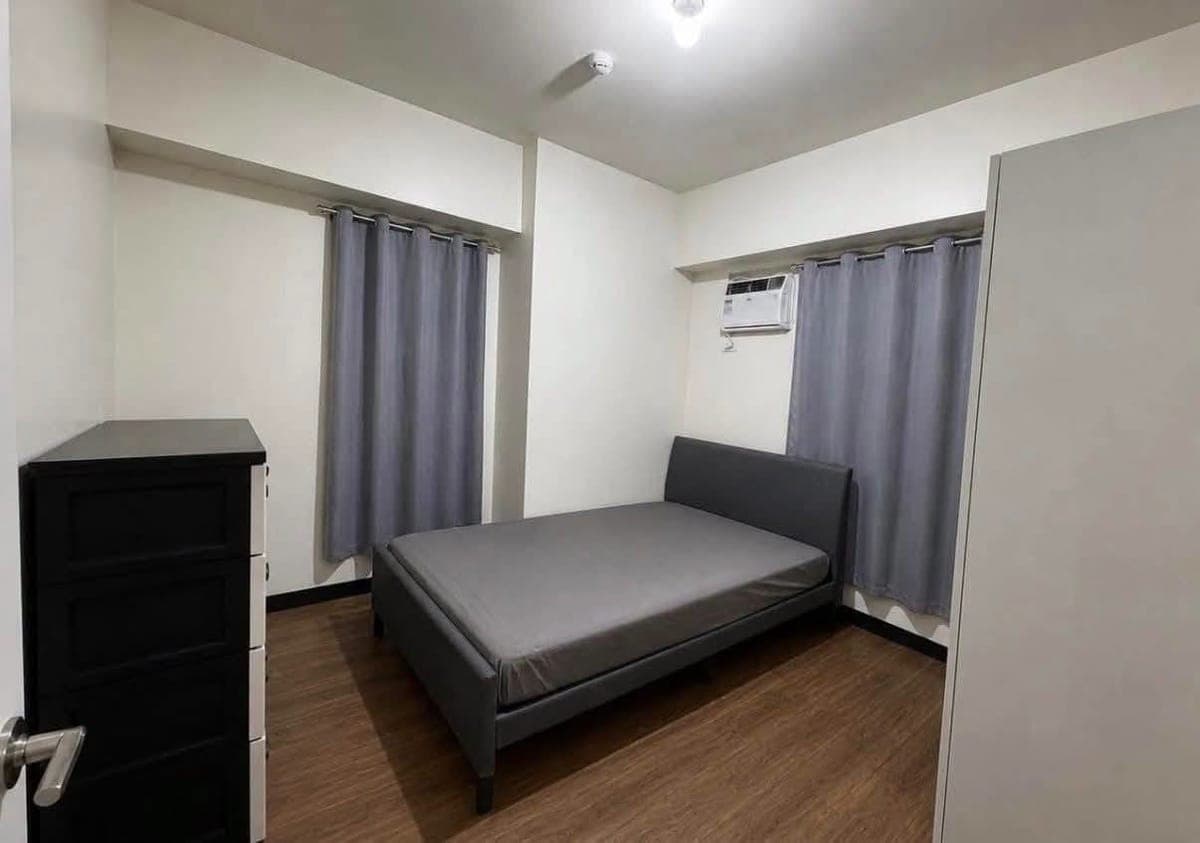 CONDO FOR RENT – HIGH FLOOR 1BR WITH BALCONY FULLY FURNISHED 🏢 - photo 4