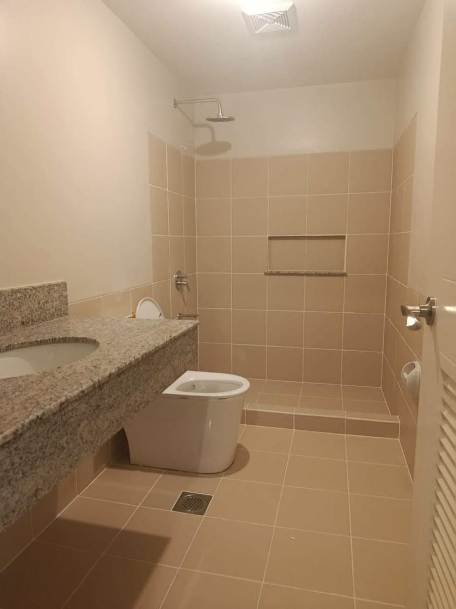 DMCI CONDO FOR RENT - photo 4