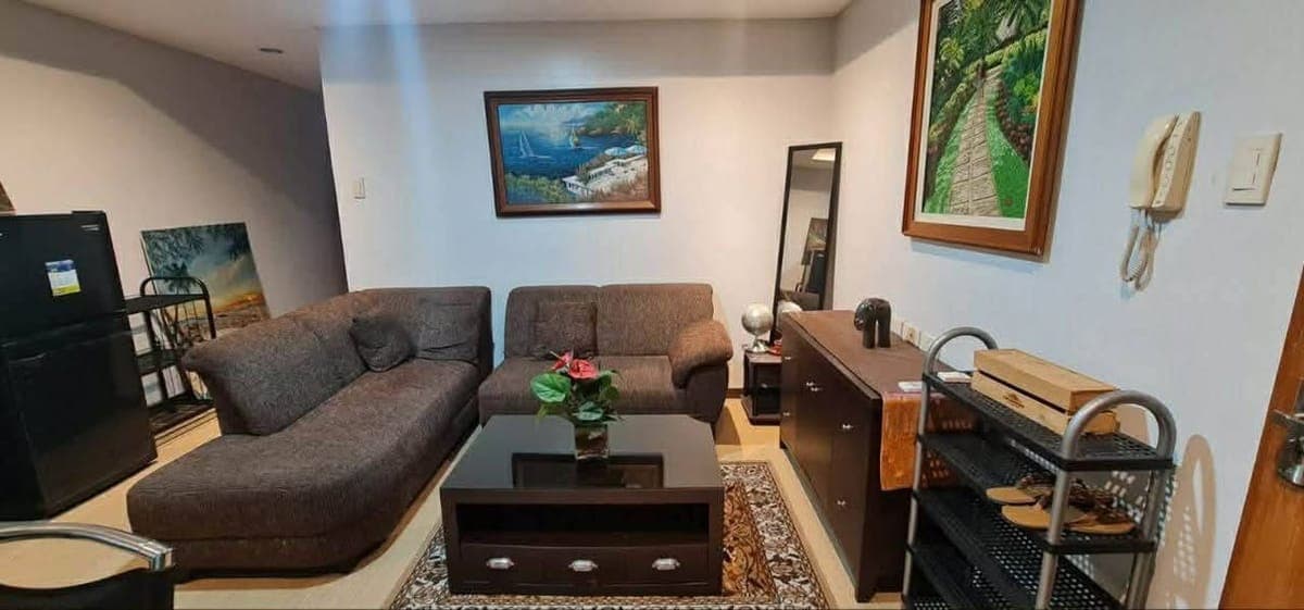 CONDO UNIT FOR SALE OR FOR RENT- QUEZON CITY - photo 2