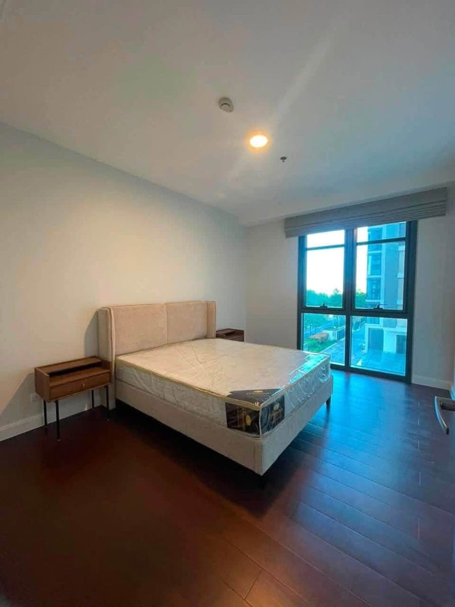 FOR LEASE - photo 4