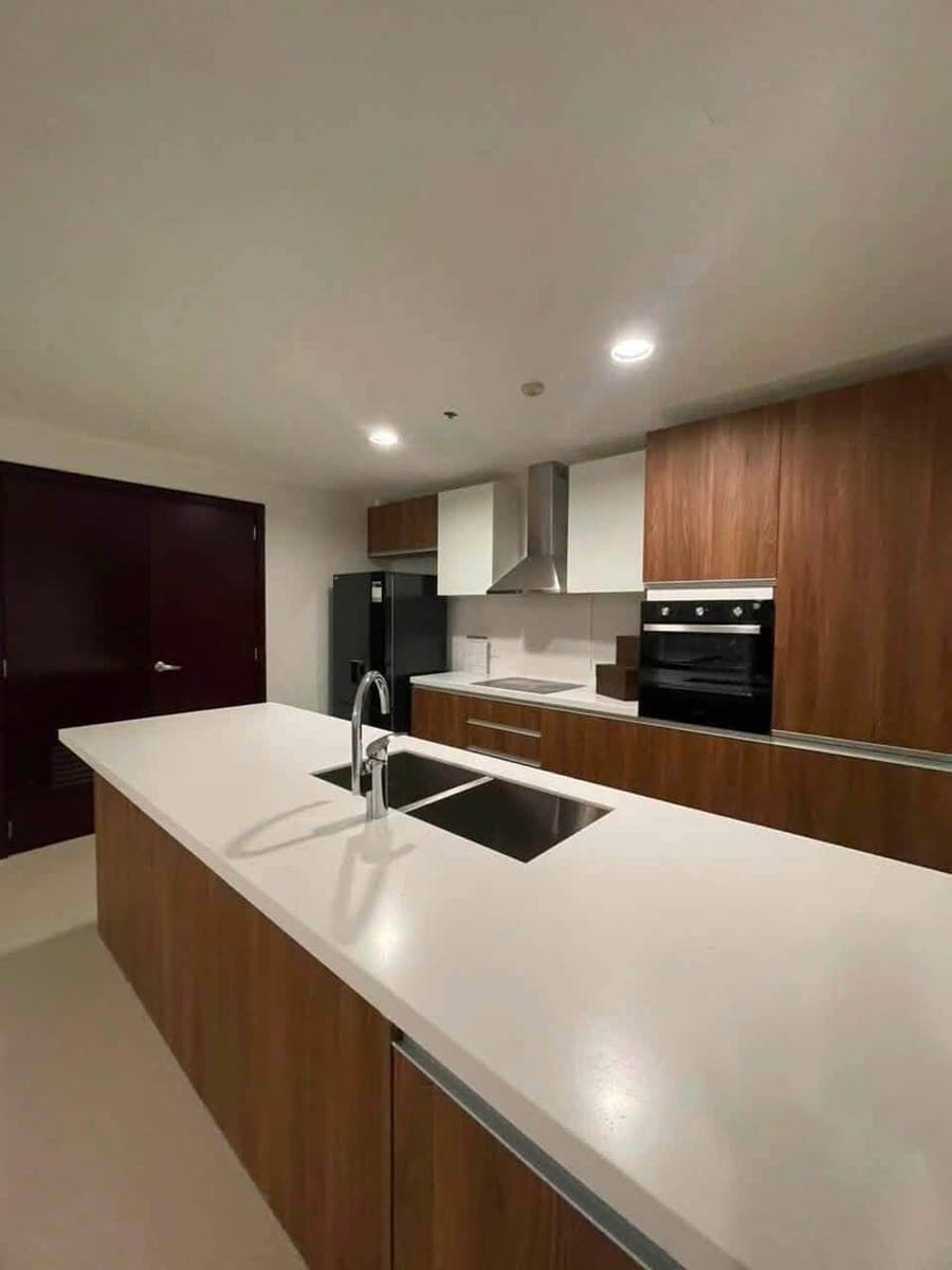 FOR LEASE - photo 5