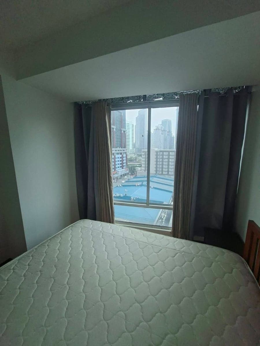 1bedroom big cut unit 46sqm, near RCbc tower and Makati med furnished unit - photo 3