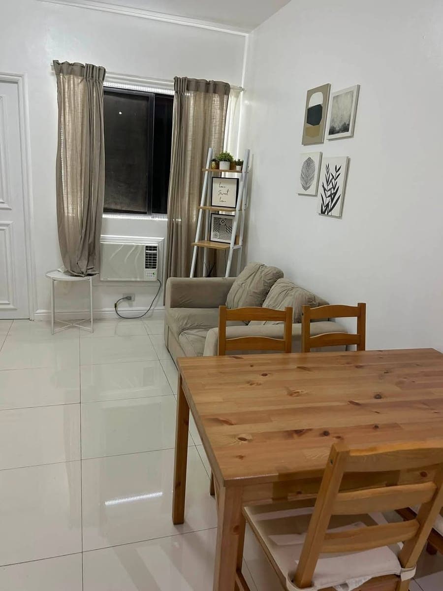 FOR RENT (2 AC Inverter) - photo 3