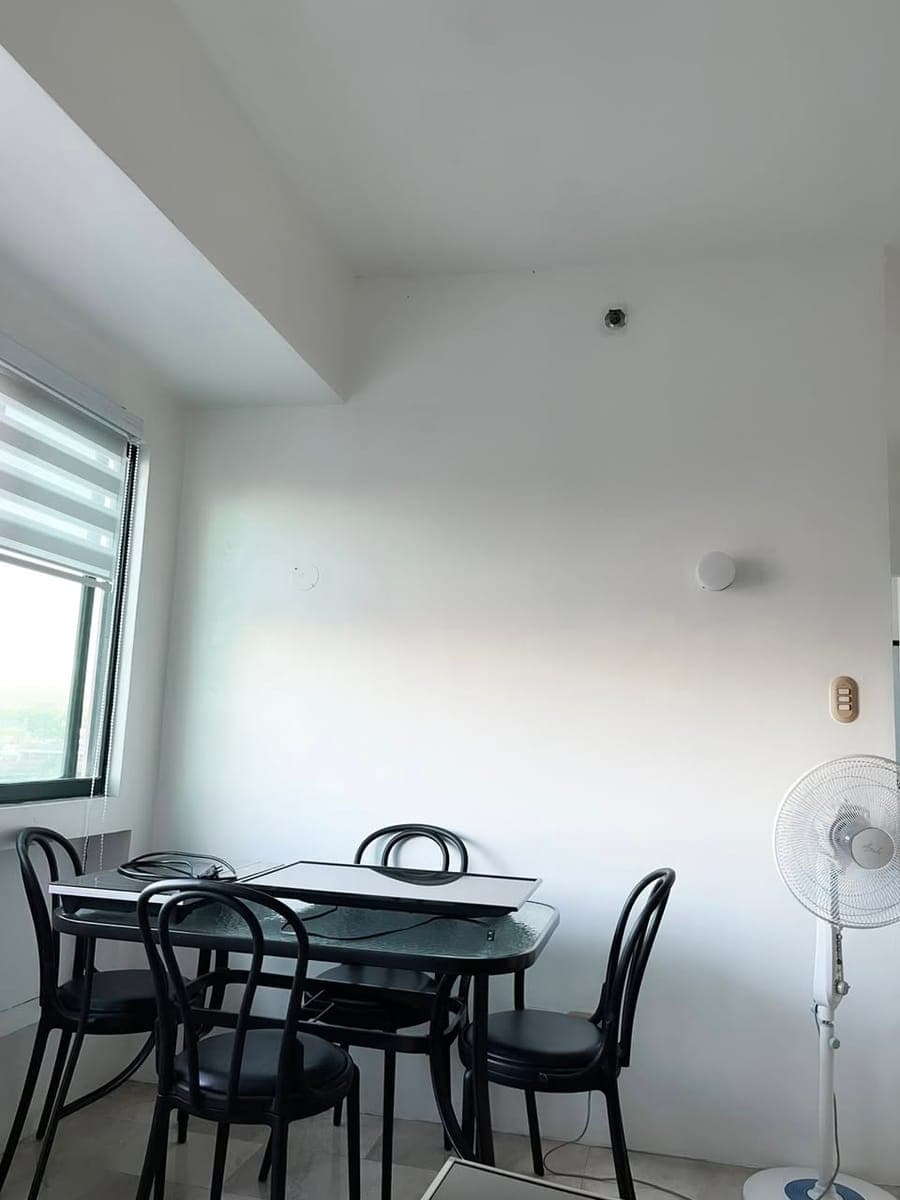 **ONE BURGUNDY PLAZA** - photo 3