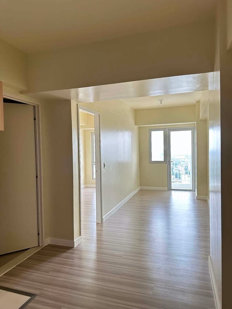 🏙️FOR RENT 1 BEDROOM W/BALCONY | Avida Towers Cloverleaf TOWER 2– Balintawak, Quezon City - photo 1