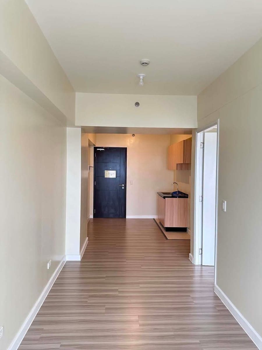 🏙️FOR RENT 1 BEDROOM W/BALCONY | Avida Towers Cloverleaf TOWER 2– Balintawak, Quezon City - photo 2