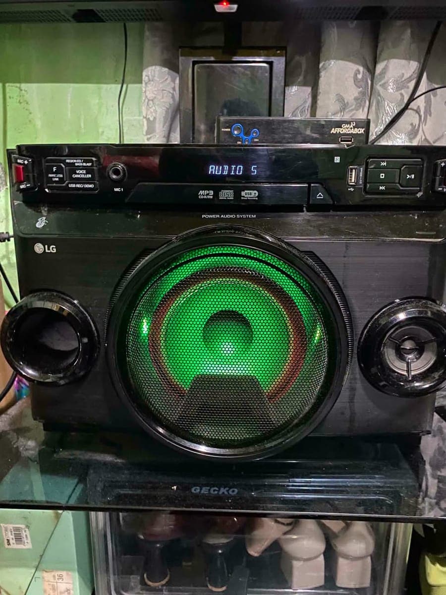OTHER FEATURE BOSS NG LG XBOOM OM4560 MINI AUDIO SYSTEM - photo 3