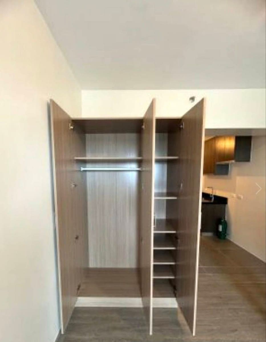 Unit for rent at the connors at greenhills - photo 3