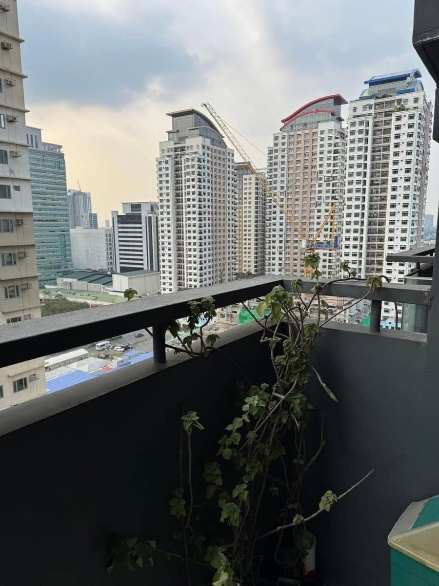 # 🏙️ FOR RENT — Fully Furnished Studio Unit in Cubao | 20k Only | Call 09274315145 - Eden/Nicole - photo 3