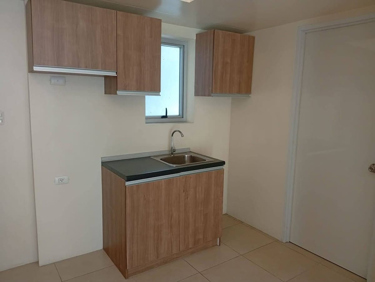 For Rent - photo 3