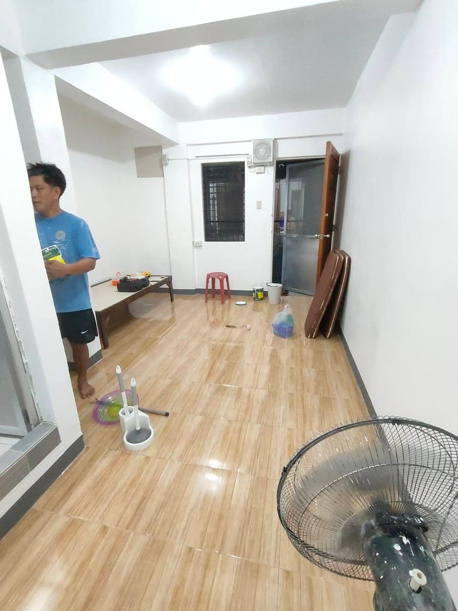 ANOTHER VACANT UNIT 💌 - photo 4