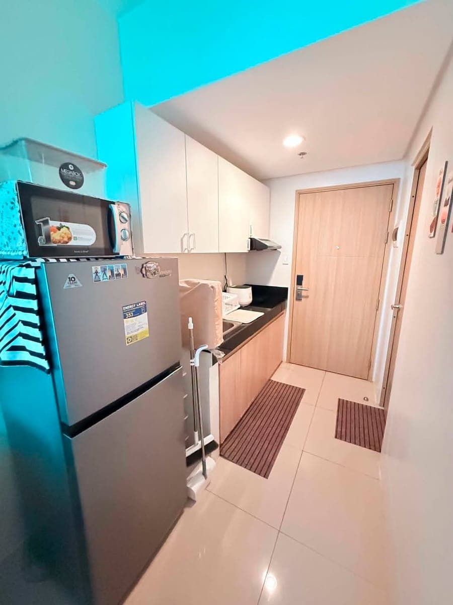 # **FOR RENT: Vine Residences Tower 5 2BR** - photo 1