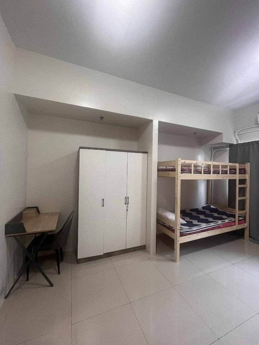 FOR RENT | 1-BEDROOM UNIT WITH BALCONY AT 100 WEST MAKATI‼️ - photo 4