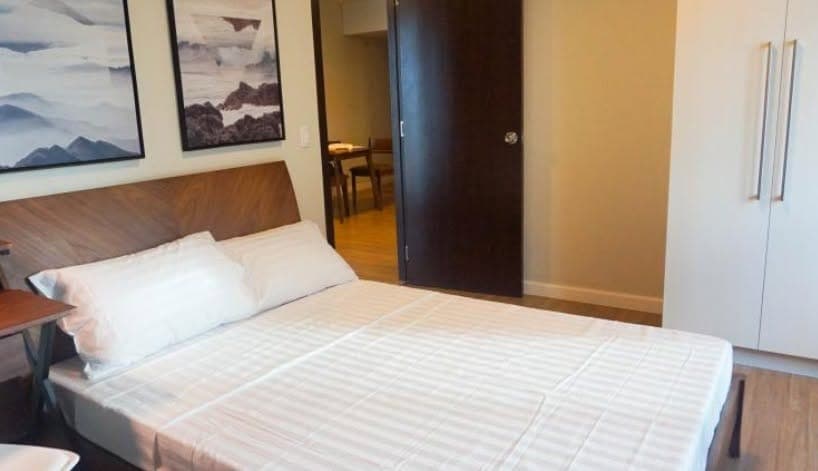 🏡 FOR RENT – 1-Bedroom Condo at Kroma Tower Makati - photo 2