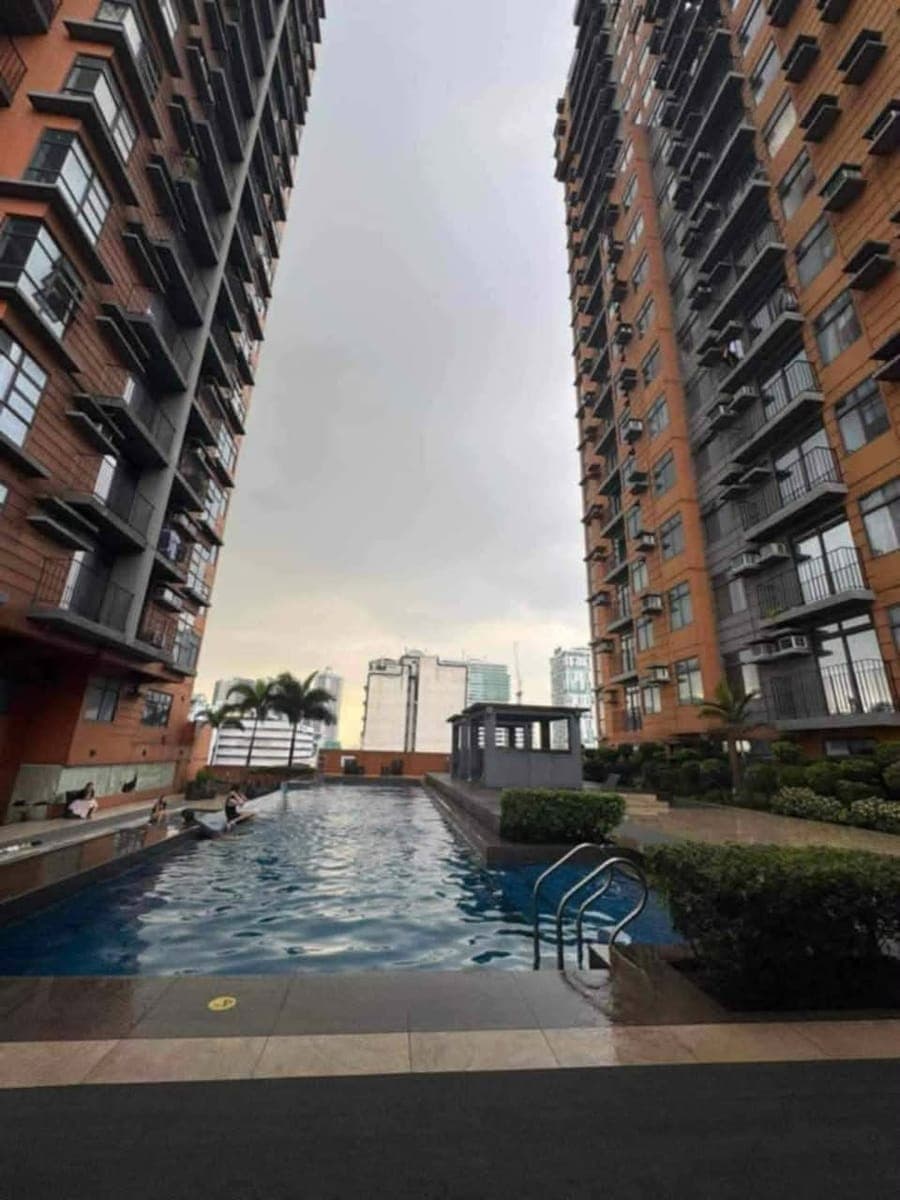 Portovita towers cubao qc (south) - photo 3