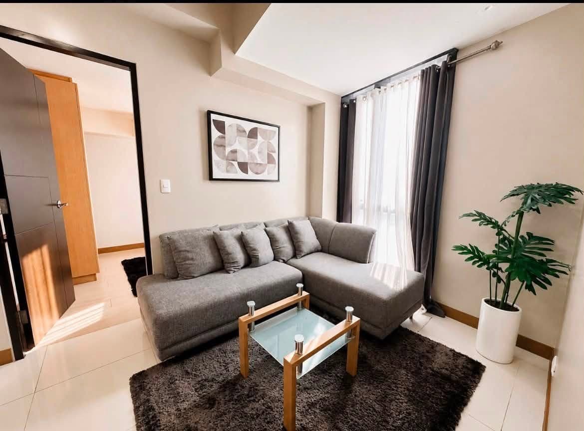 ₱35,000/month | High-Zone 1BR Corner Unit - photo 2