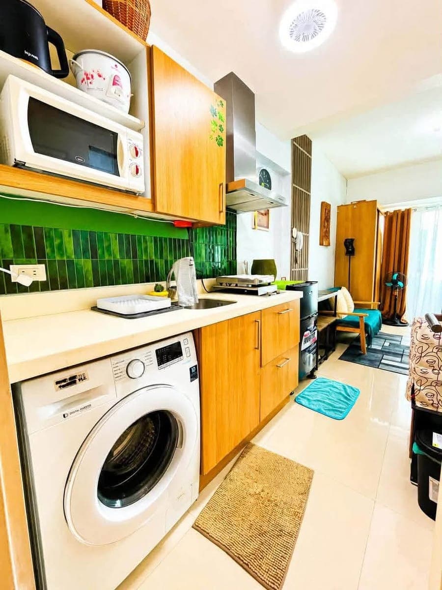 FOR RENT: ₱17,000/month - Inclusive association dues - photo 2