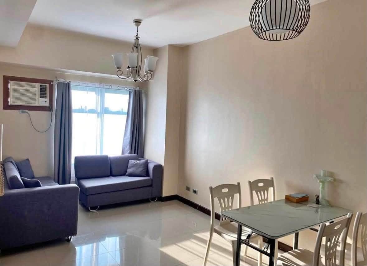 SEMI-FURNISHED 1BEDROOM CONDO UNIT FOR RENT. - photo 1