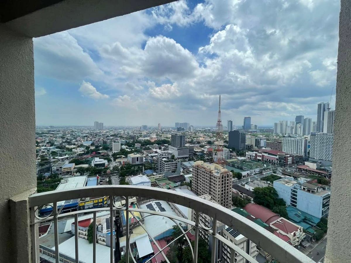 FOR RENT - 4BR Unit at Torre Venezia - photo 4