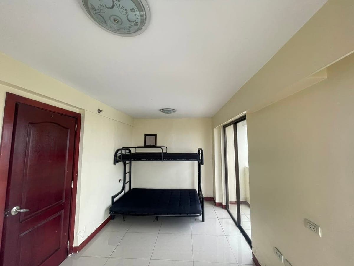 FOR RENT - 4BR Unit at Torre Venezia - photo 5