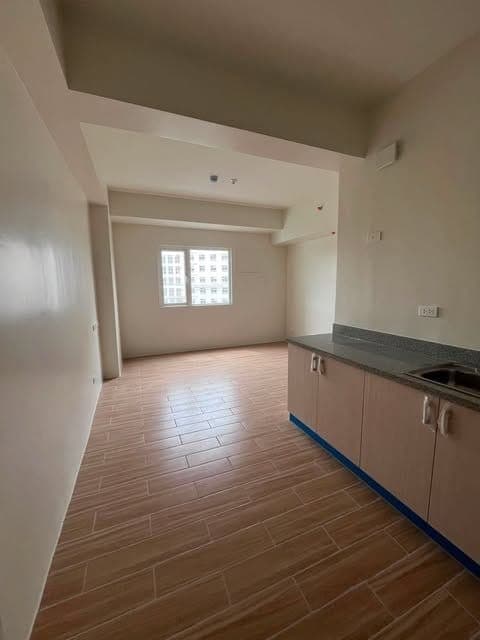 CONDO FOR RENT - photo 1