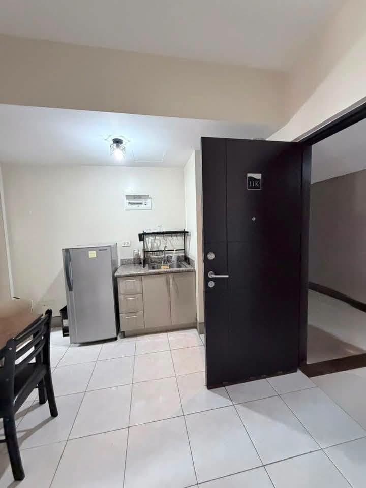 🏢 FOR RENT: 2BR Fully Furnished Condo – Little Baguio Terraces, San Juan - photo 5