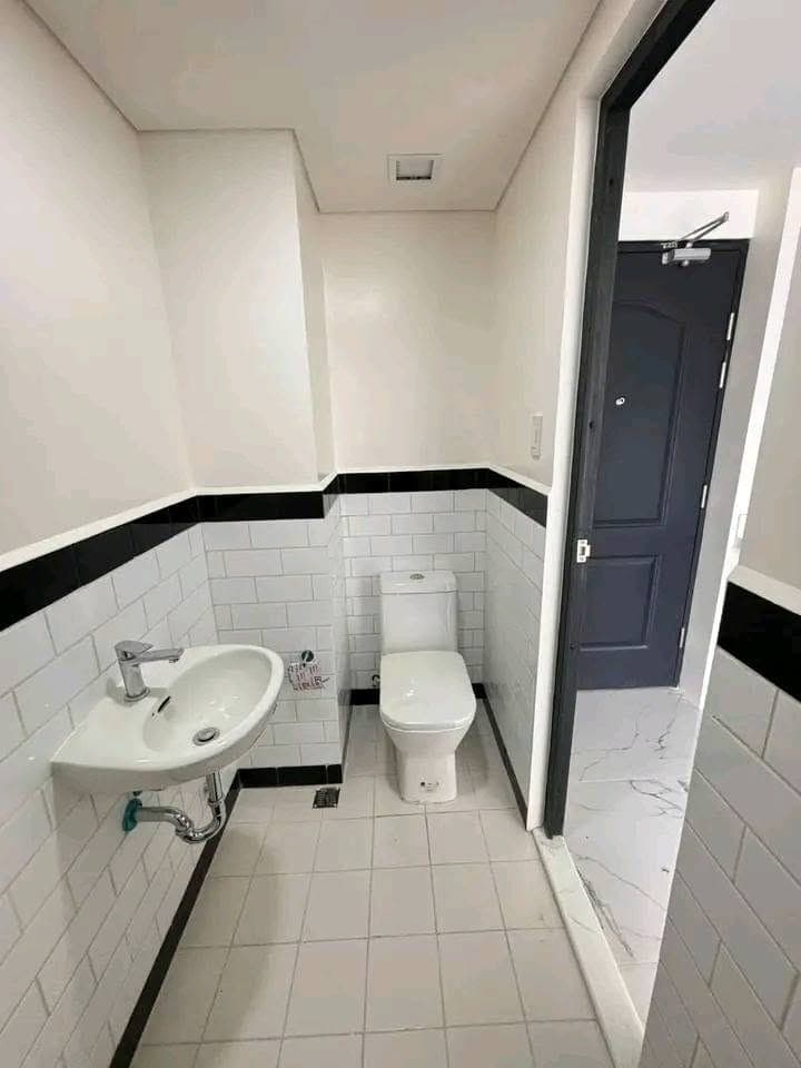 FOR RENT - photo 2
