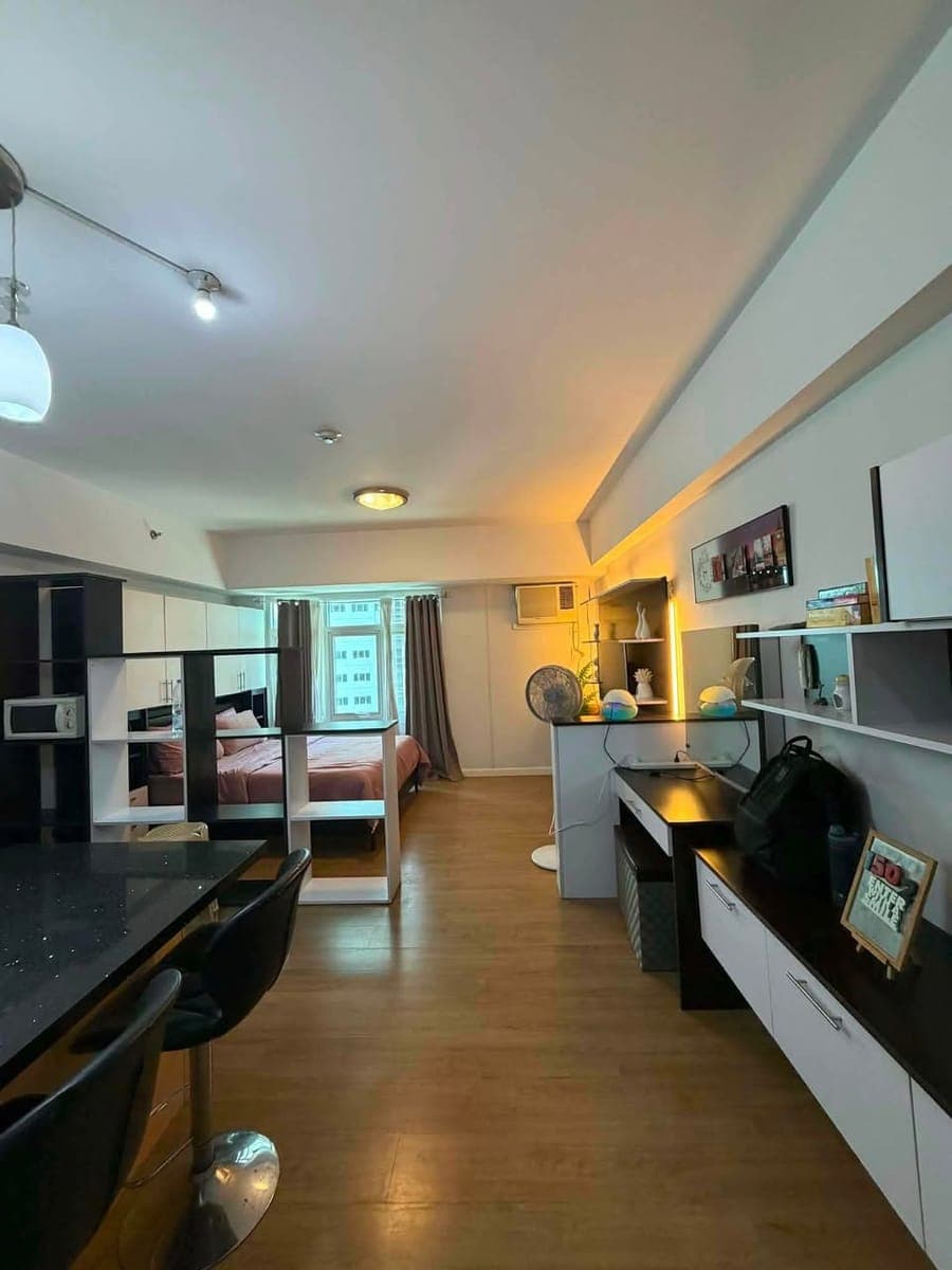 FOR RENT: Studio Unit at Two Serendra - Meranti Tower‼️ - photo 1