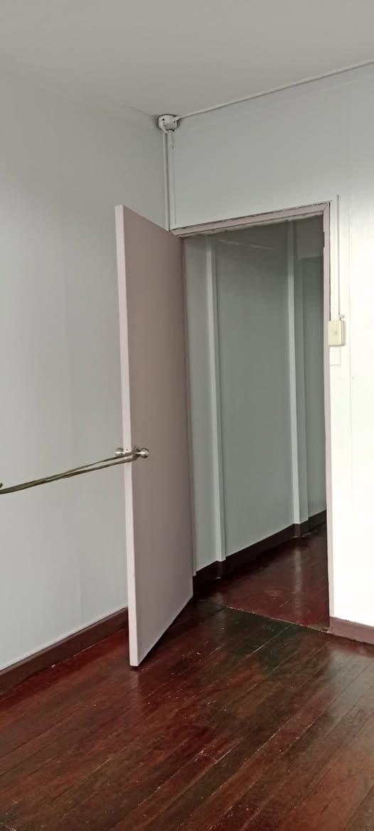 **Apartment Unit for Rent** - photo 4