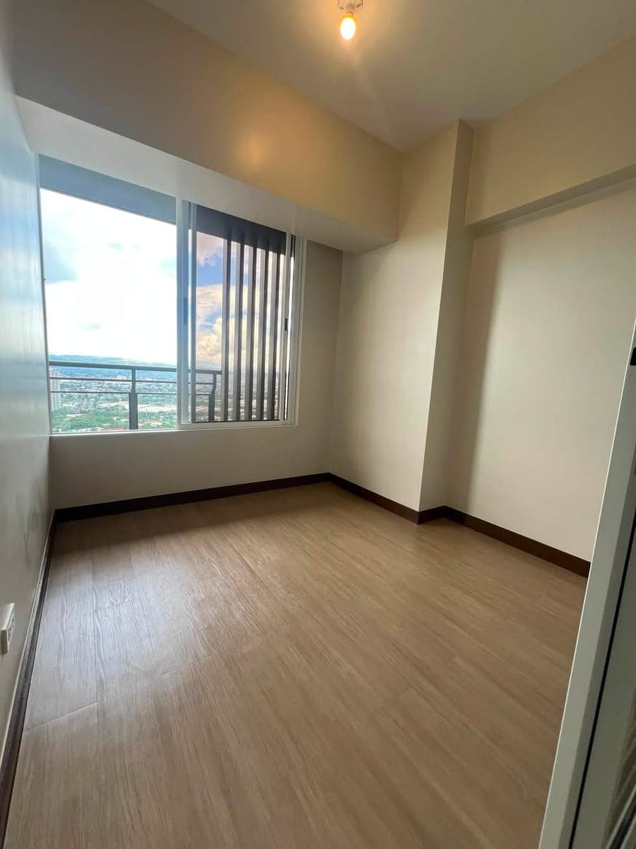 🏡 FOR RENT: NEW TURNOVER 2BR CONDO AT THE ORIANA - photo 4