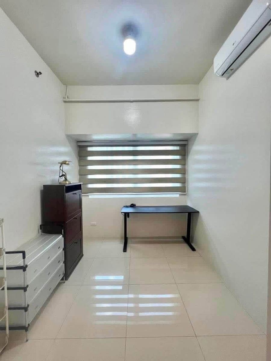 40K MONTHLY‼️2-BEDROOM WITH BALCONY AT 100 WEST MAKATI‼️ - photo 1