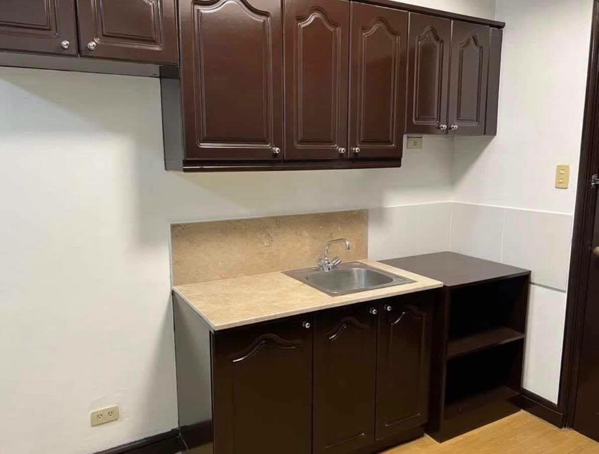 Newly renovated studio unit in Alpha Salcedo for Rent - photo 3