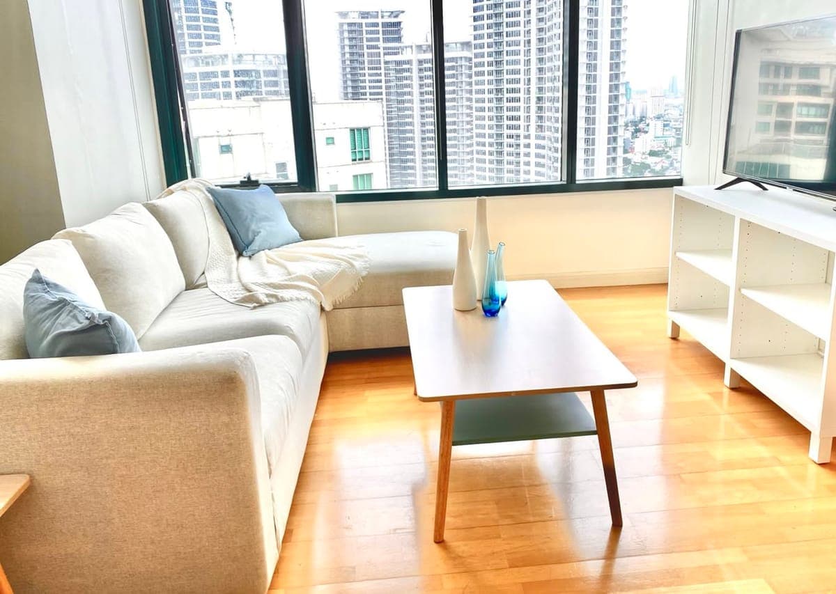FOR LEASE: - photo 2