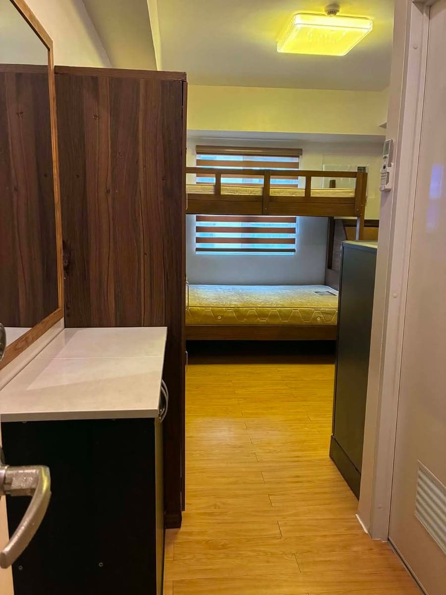 For Rent Studio Unit ( 18.6 sq.meters ) - photo 4