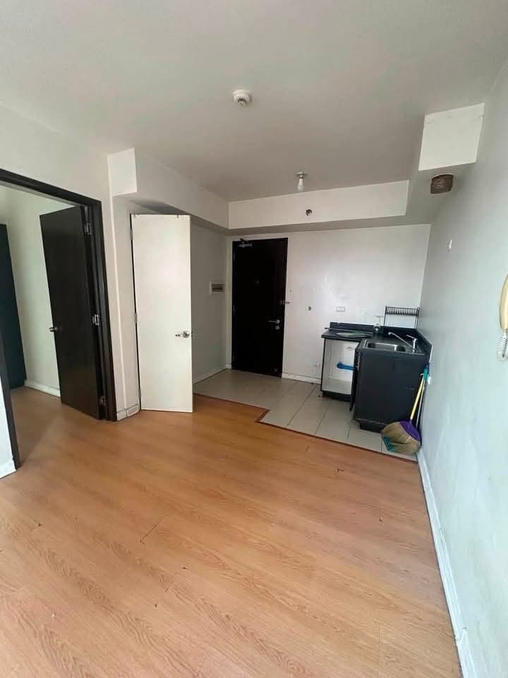 CONDO FOR RENT – BELTON PLACE MAKATI - photo 1