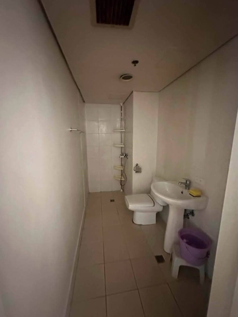 CONDO FOR RENT – BELTON PLACE MAKATI - photo 1
