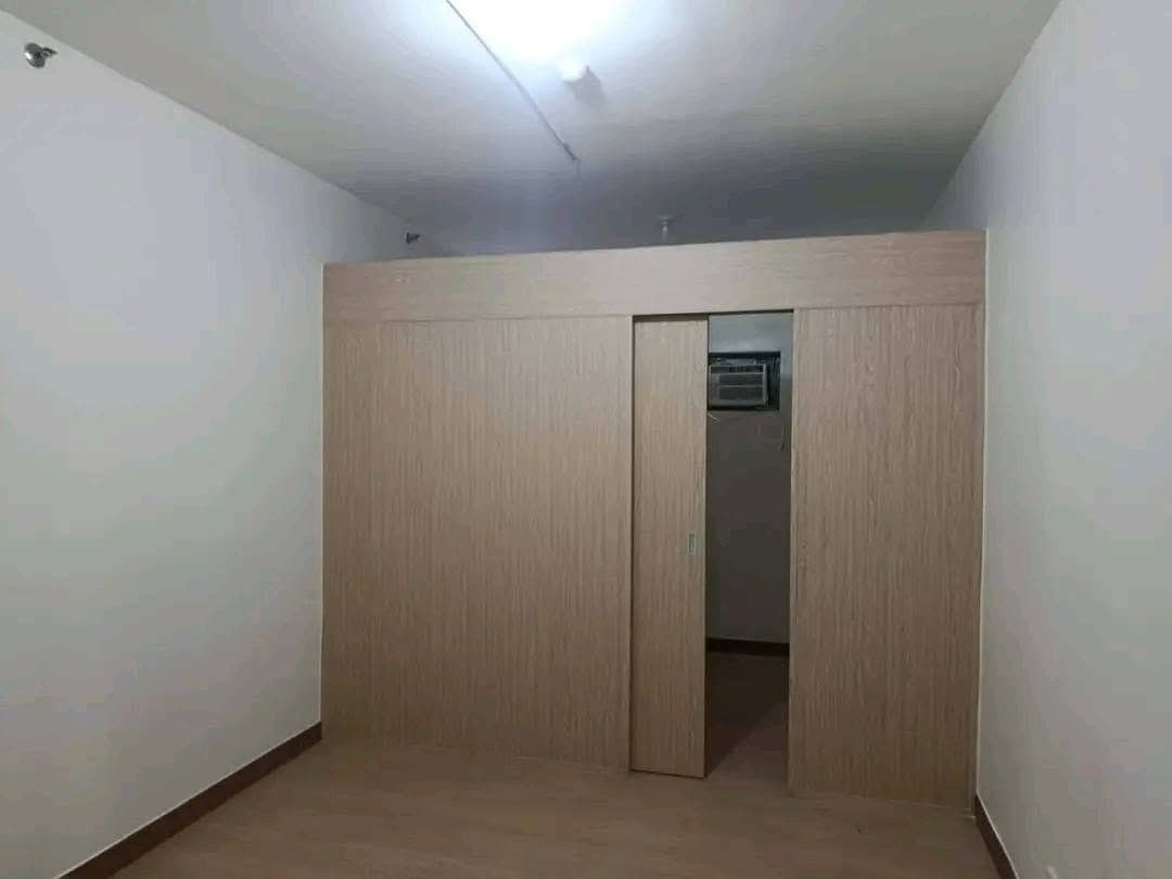 RUSH FOR RENT : 11k inclusive assoc dues - photo 3
