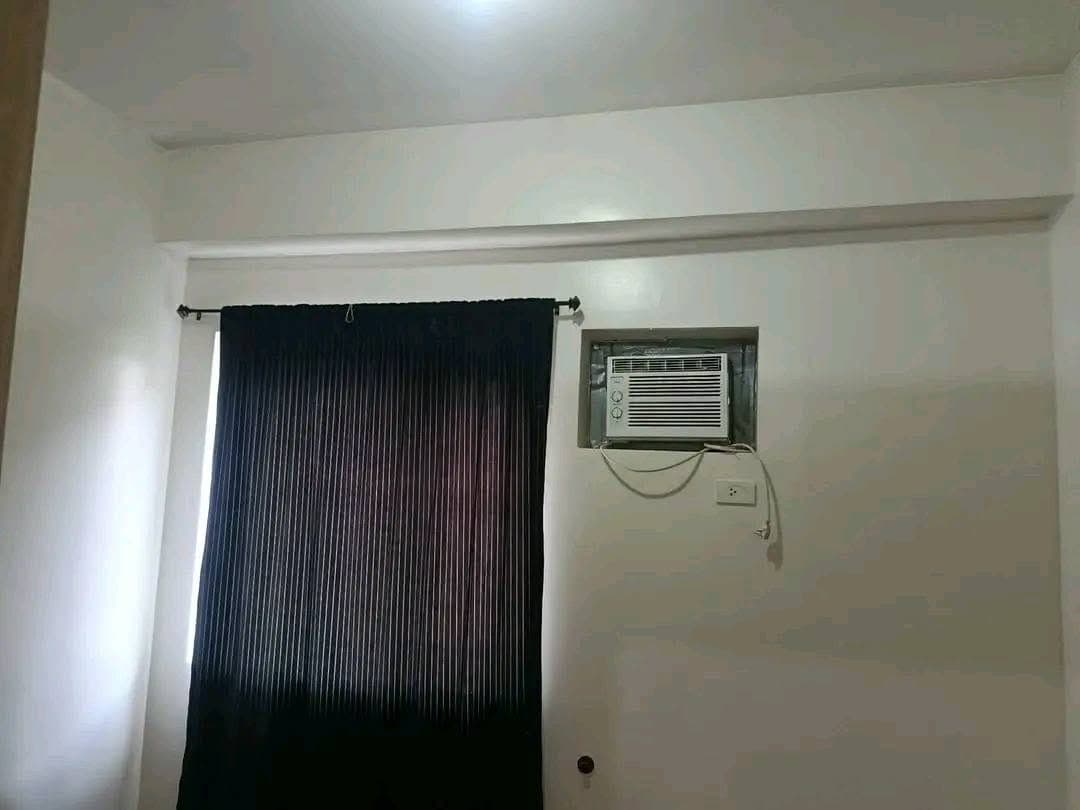 RUSH FOR RENT : 11k inclusive assoc dues - photo 4