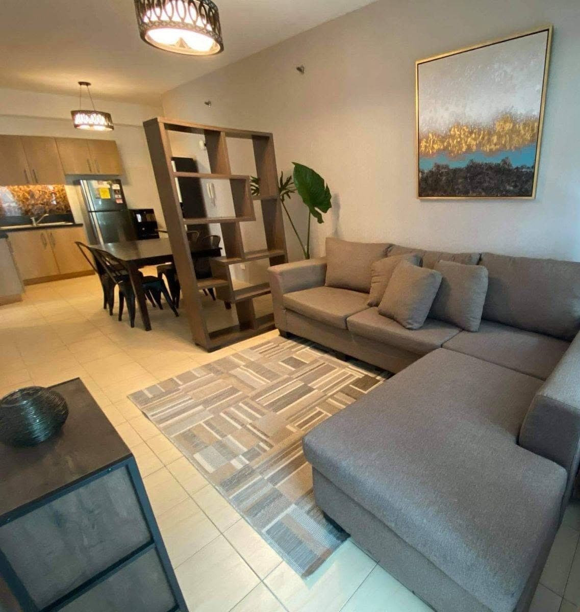 FOR RENT: Pet Friendly 2BR Corner Unit w/ Balcony - photo 1