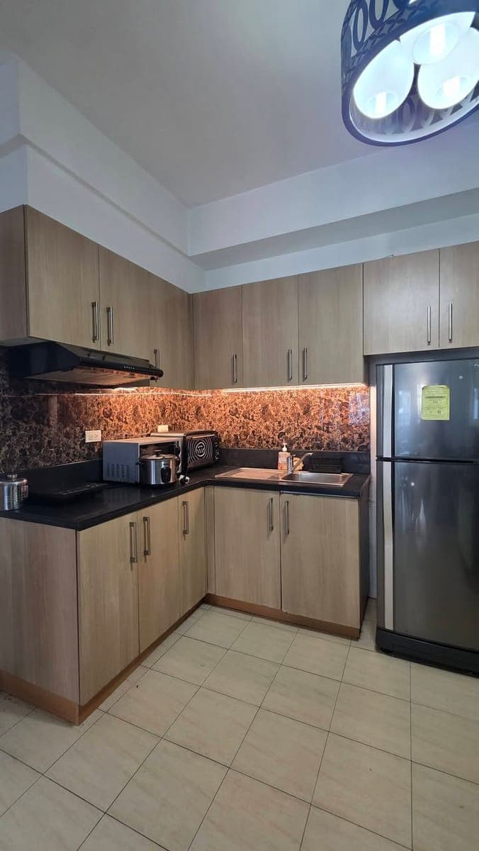 FOR RENT: Pet Friendly 2BR Corner Unit w/ Balcony - photo 5