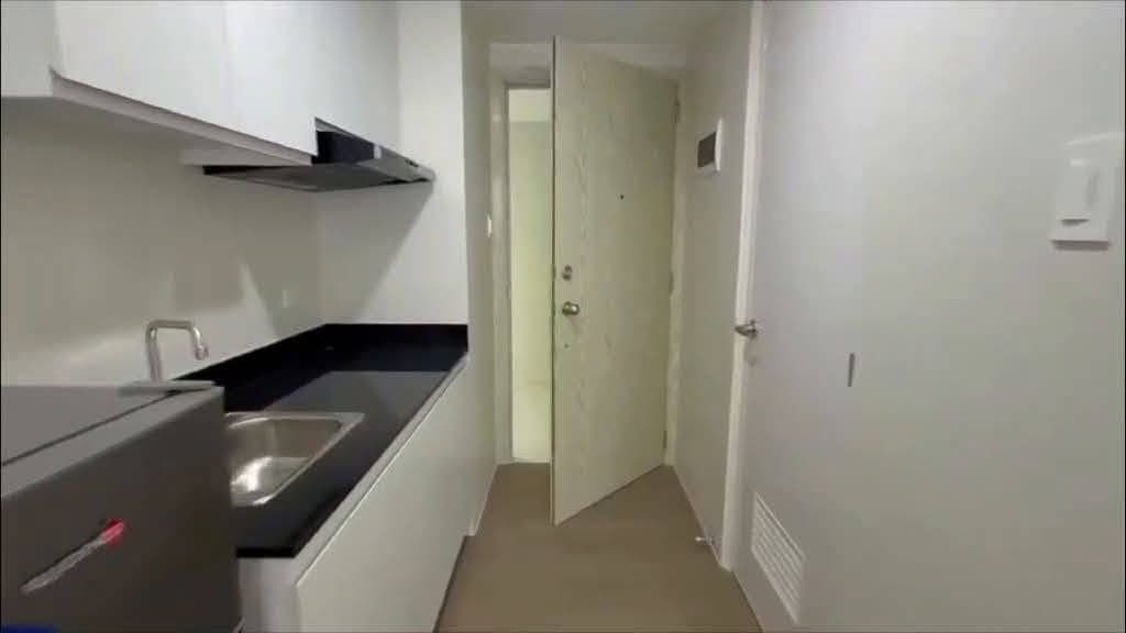 𝐅𝐎𝐑 𝐑𝐄𝐍𝐓: Semi Furnished Studio | 20th Floor | Hawthorne Heights - photo 3