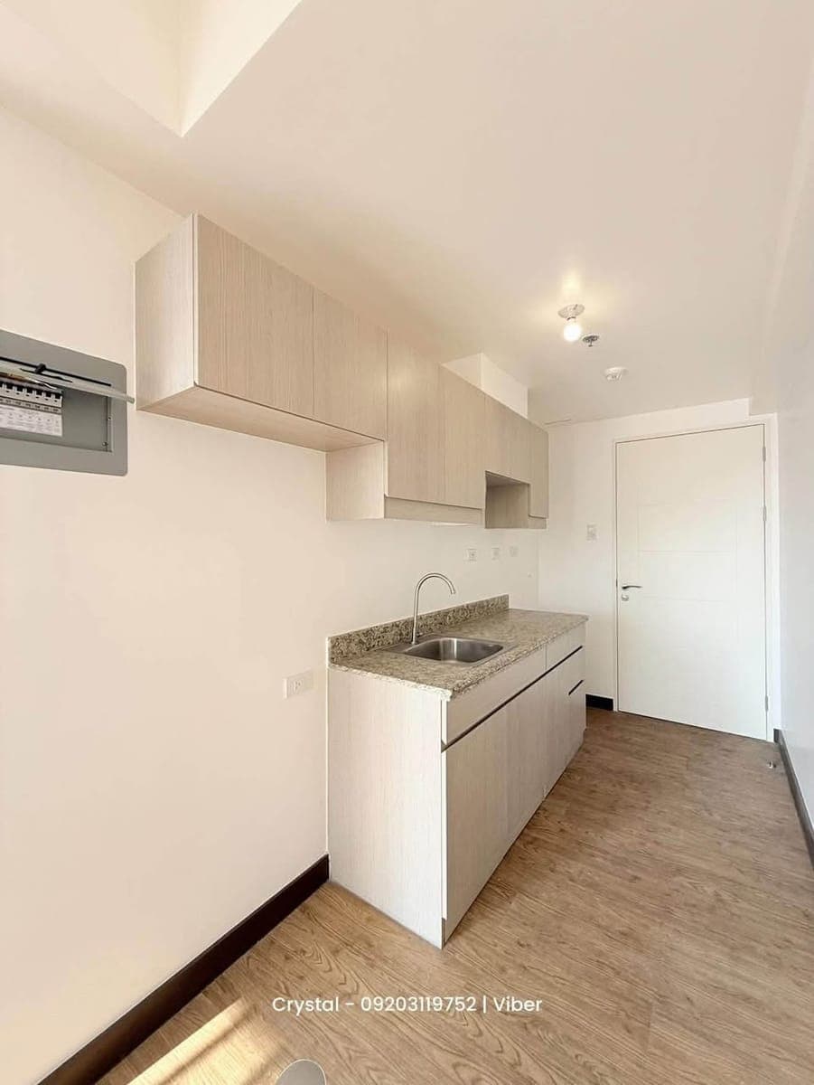 1 𝗕𝗘𝗗𝗥𝗢𝗢𝗠 | 41 SQM | CONDO NEAR BGC | FREE SITE VIEWING WITH ACTUAL UNIT ‼️ - photo 3