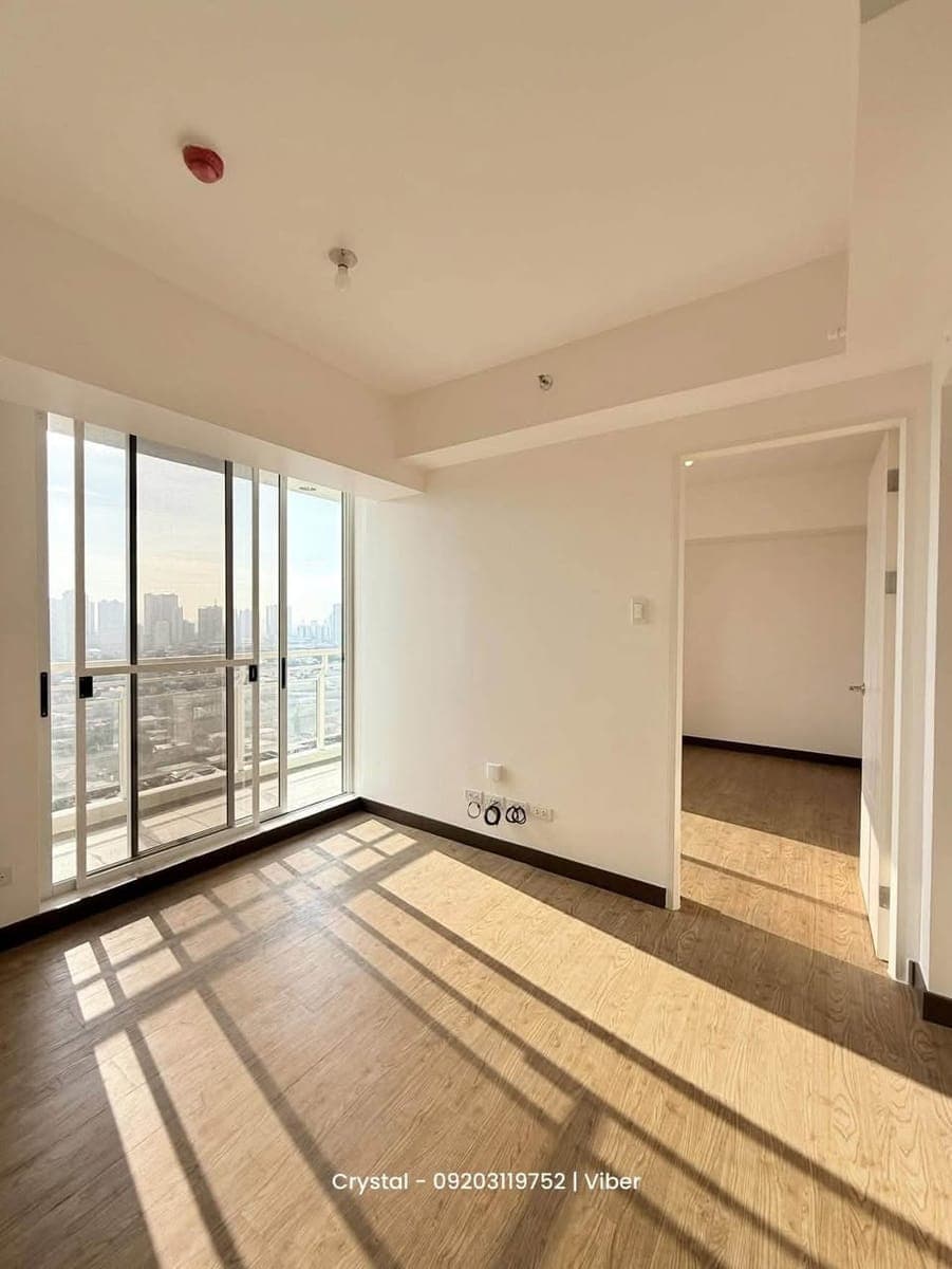 1 𝗕𝗘𝗗𝗥𝗢𝗢𝗠 | 41 SQM | CONDO NEAR BGC | FREE SITE VIEWING WITH ACTUAL UNIT ‼️ - photo 4
